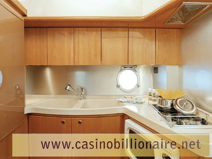 As lanchas mais luxuosas do mundo - 520 FULL