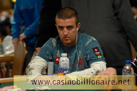 WSOP 2009: Daniel Negreanu duas vezes na trave