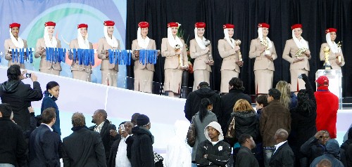 Emirates, patrocinadora oficial da FIFA, inaugura servi�os na �frica do Sul