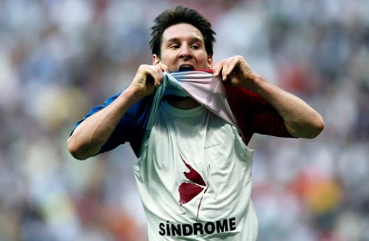 Bar�a massacra Real Madrid, iguala recorde hist�rico de pontos e chega a 100 gols no Espanhol