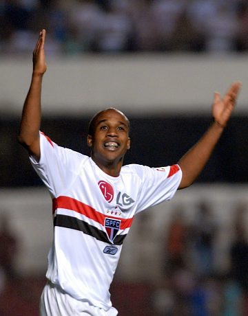 Um � pouco, dois � bom!