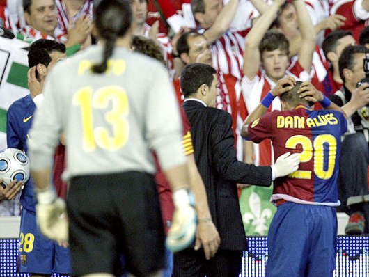 Festa do t�tulo do Barcelona acaba em morte e 45 torcedores presos