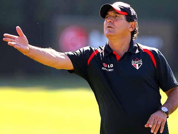 A premia��o Craque do Brasileir�o 2008 continua