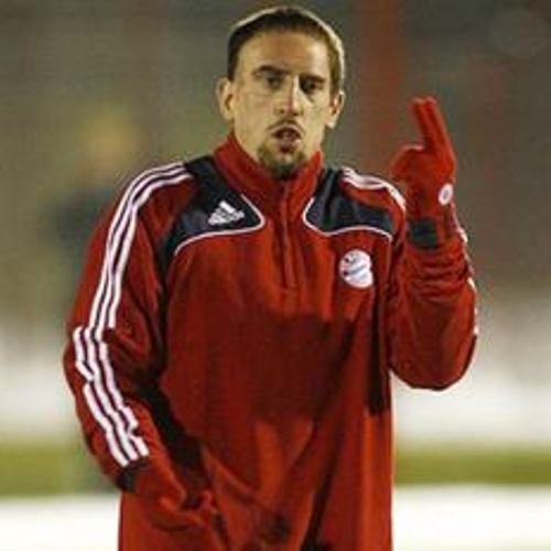 Bayern de Munique demonstra interesse em Diego para substituir Rib�ry