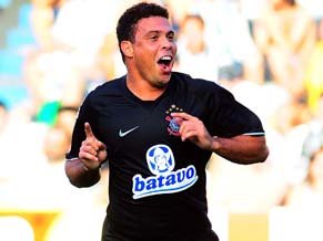 Ronaldo volta a ser um Fen�meno