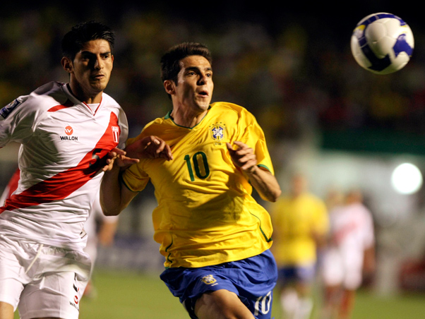 Com pedaladas e gola�os, Brasil derrota a It�lia em Londres