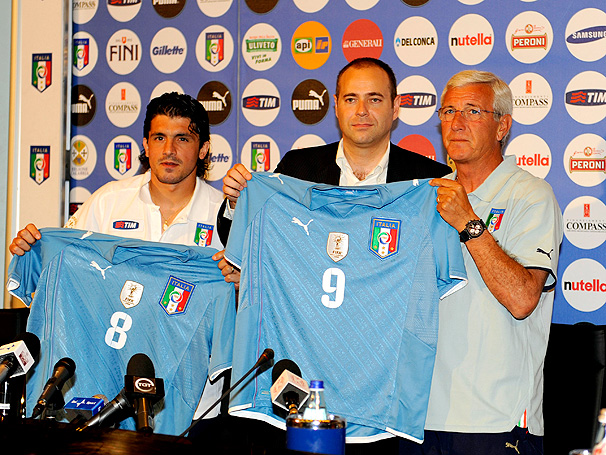 Sele��o Italiana lan�a novo uniforme