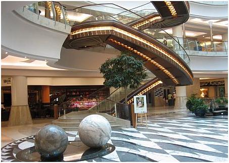 Dubai inaugura um dos maiores shoppings do mundo