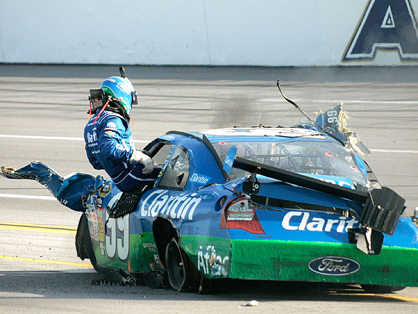 Acidente no GP de Talladega deixa 7 espectadores feridos