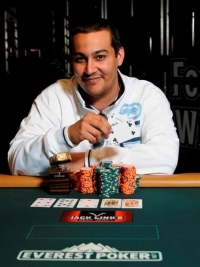 O sueco Tomas Alenius conquista outro bracelete para seu Pa�s