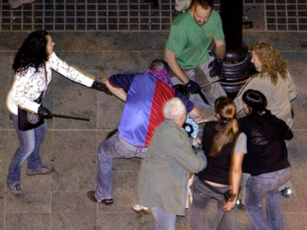 Final da Liga dos Campe�es: Final acaba em trag�dia, torcedor do Manchester United mata 4 barcelonistas