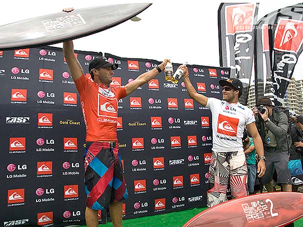 WCT Gold Coast: Parkinson tira 10 na final e torna-se campe�o