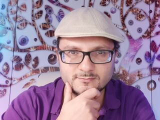 SenseiOranum Psychic chat room