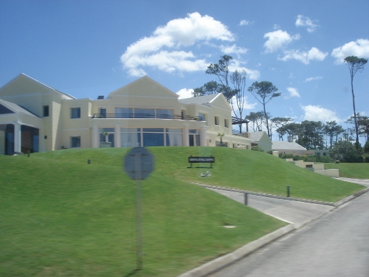Punta del Este - mans�es em Punta del Este